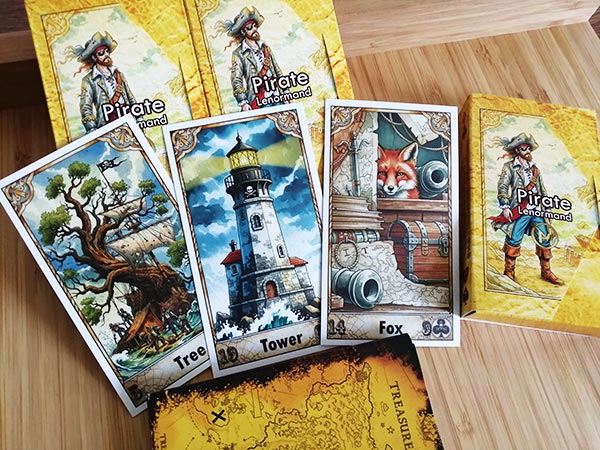 Pirate Lenormand, cartas y caja